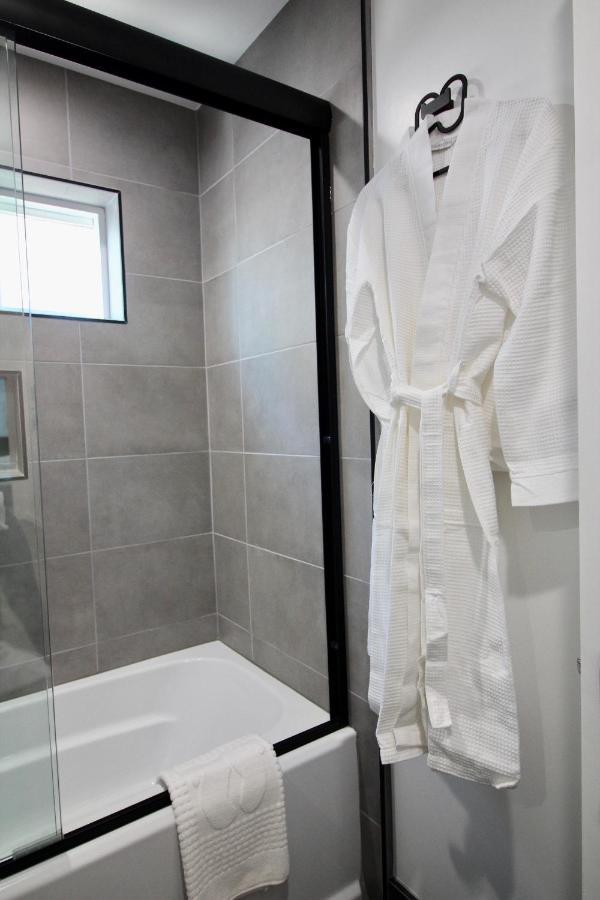 Los Angeles 3Br Villa Suites With Free Parking Bagian luar foto